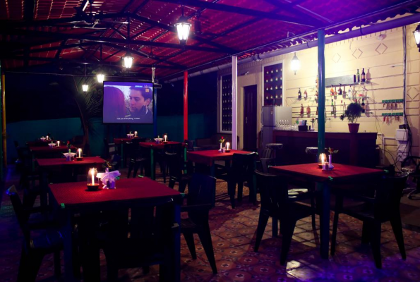 Peles Windsong Wooden Cottages 2