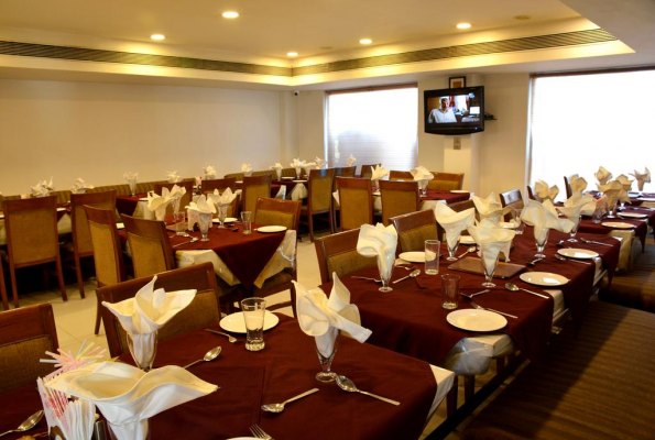 Hotel Rajhans Regent 2