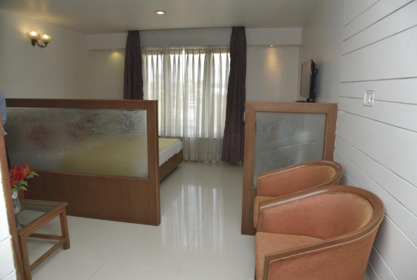 Hotel Rajhans Regent 3