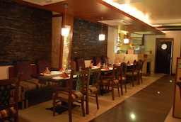 Hotel Ranjits Lakeview