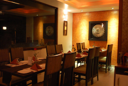 Hotel Ranjits Lakeview