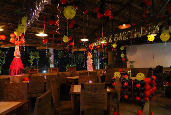 Cafe Village Highway 1