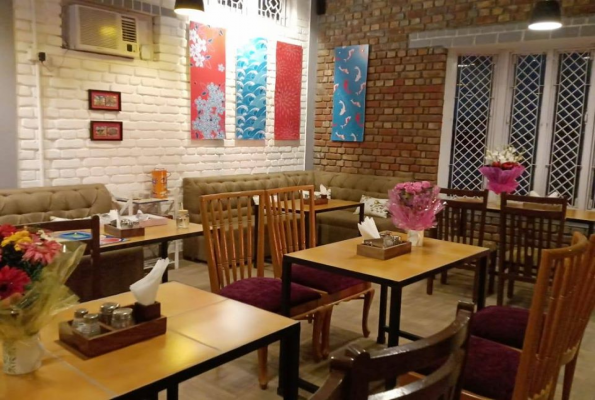 Cafe Lychee Tree 1