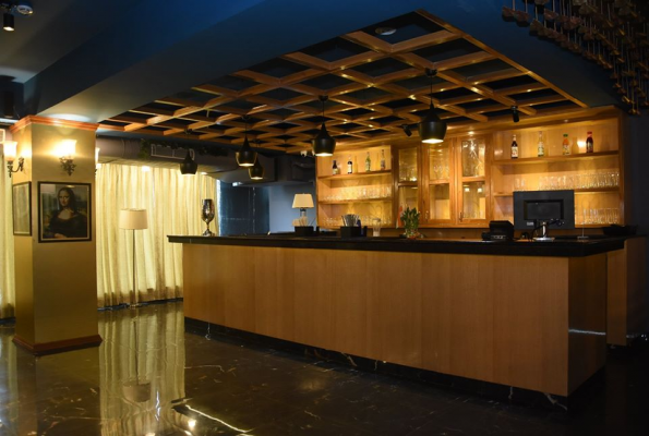 Auric Restaurant & Rooftop Cafe 1