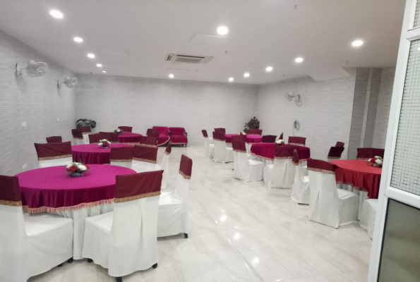 Hotel Kastor International 5