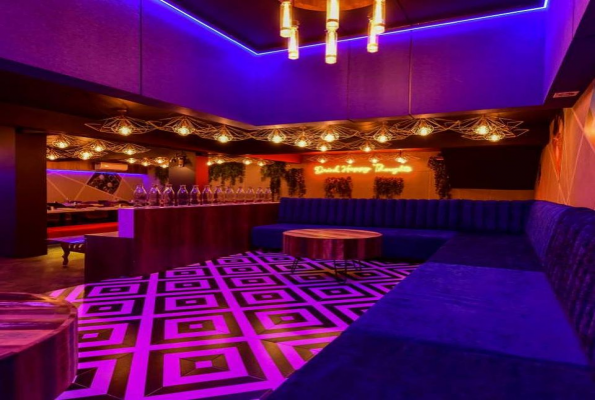 Salt Water Pub 3