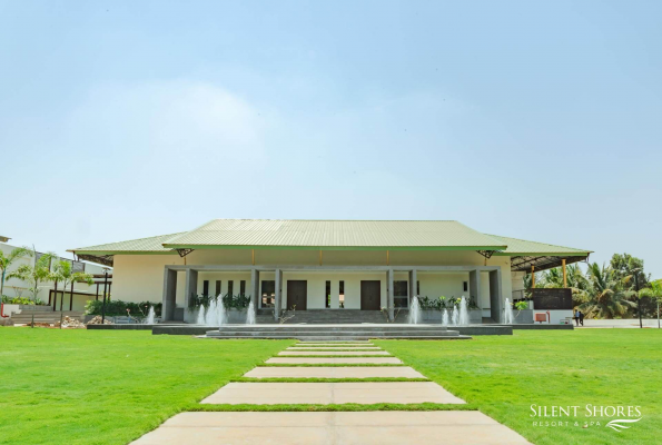 Silent Shores Resort 2