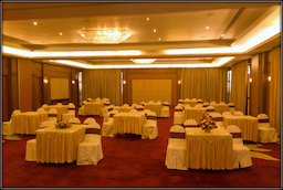 Golden Landmark Resort