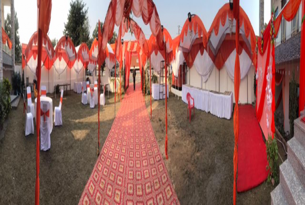 Hotel Alka Palace 5