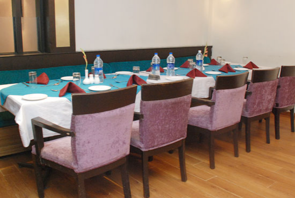 Hotel Empress Court 5