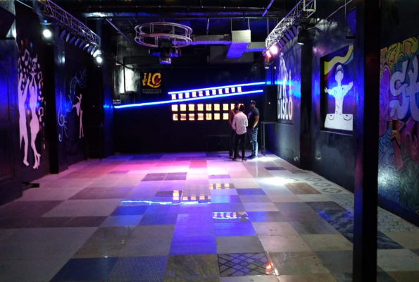 I Light Club 2
