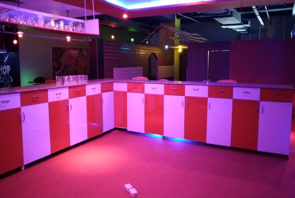 I Light Club 4