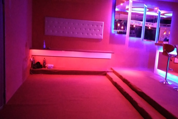 I Light Club 5