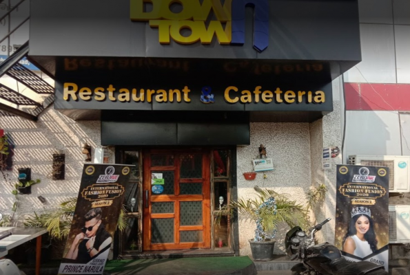 Down Town Family Restaurant 4