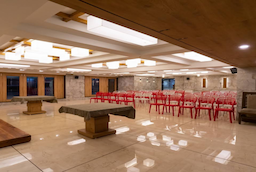 Kshitij Restaurant And Banquet