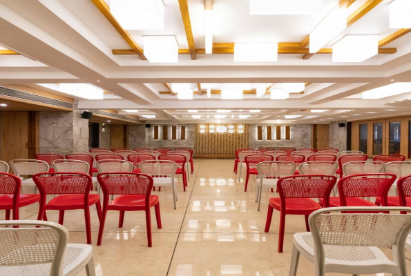 Kshitij Restaurant And Banquet 4