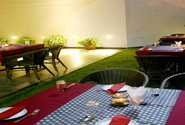 Hotel Maharaja Regency 1