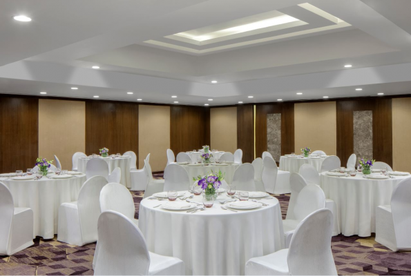Radisson Blu Atria Bengaluru 4