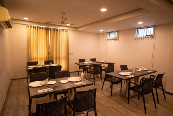Hotel Shrimad Residency
