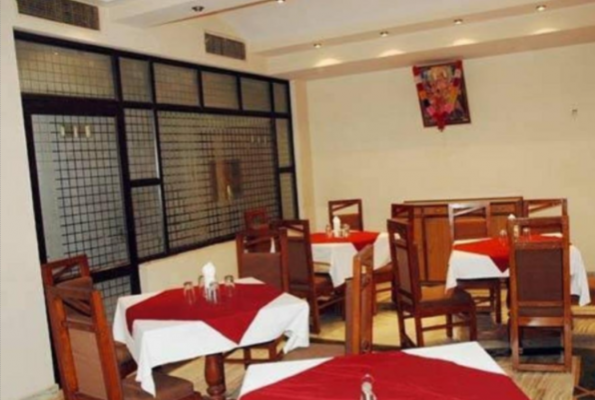 Hotel Madhav Palace 1