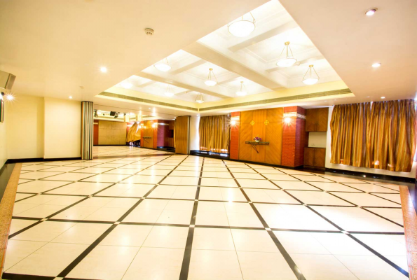 Hotel Supreme Heritage