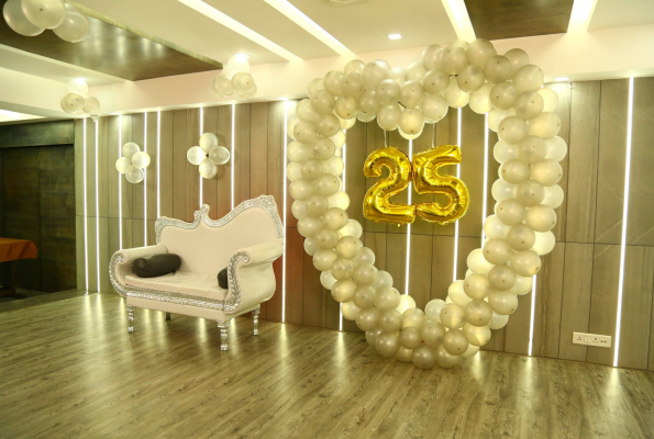 Royal Restaurant And Banquet