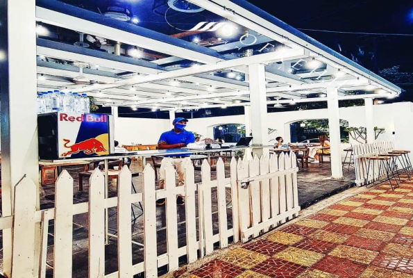 Sofrehh Persian Bistro 4
