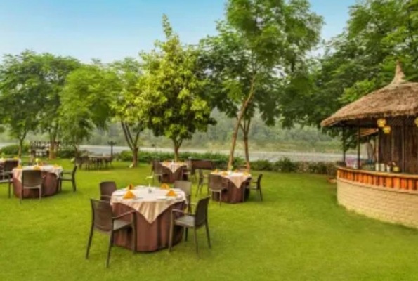 The Riverview Retreat 4