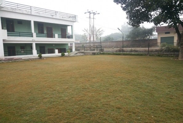 Hotel Chitrarth And Party Lawn 2