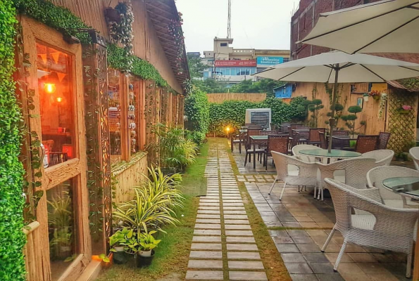 Open Yard Cafe 4