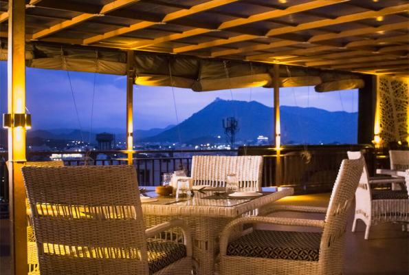 Hotel Viaan 1