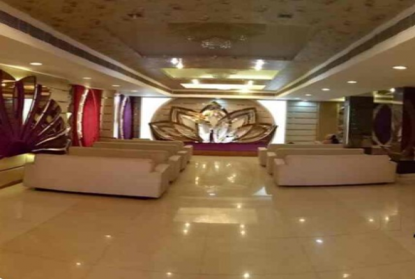 D Sapphire Crown 1