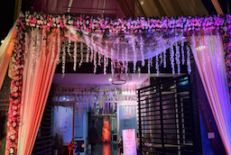 Green Earth Hotel And Banquets