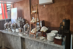 Green Earth Hotel And Banquets