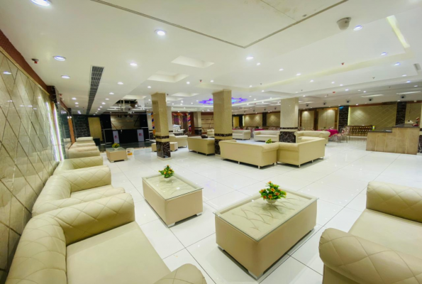 Kinsfolk Inn Hotel And Banquets