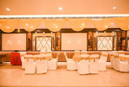 Hotel Ravisha Continental