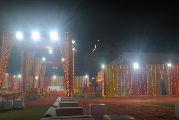 Arun Vihar Community Centre 1