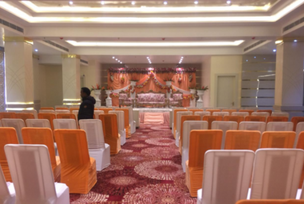 Nakshatra Lawn And Banquet 4