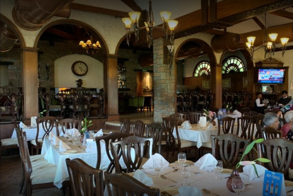 Gallops Restaurant 3
