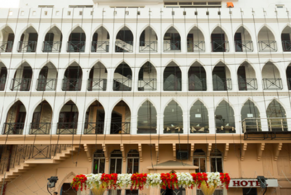 Shivangan Hotel 5