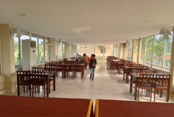 The Creek Club 4