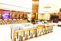 Club 9 By Golden Plate