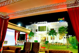 Club 9 By Golden Plate