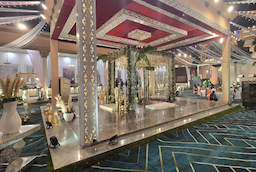 Club 9 By Golden Plate