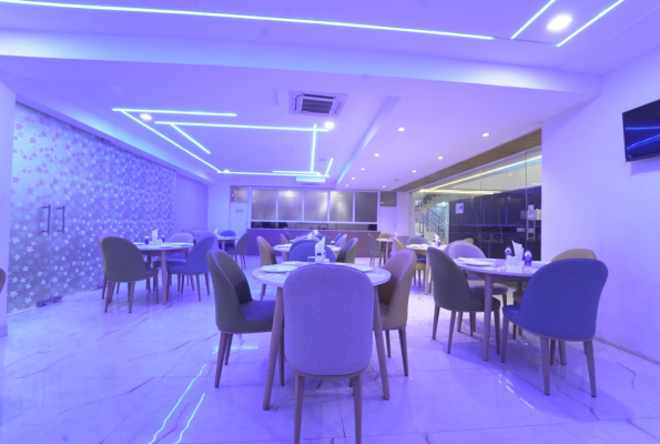 Vaabi Saabi Hotel & Banquets 1