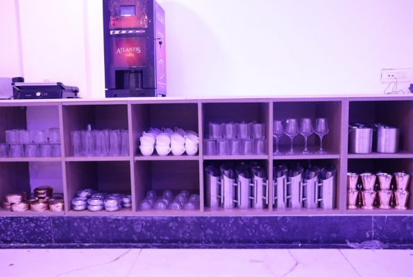 Vaabi Saabi Hotel & Banquets 4