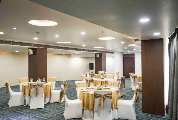 Bloom Suites Hotel 1