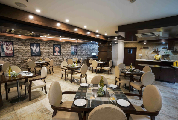 Bloom Suites Hotel 5
