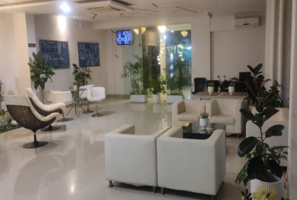 Hotel The Conclave 5