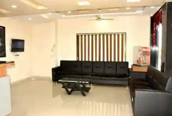 Hotel Sai Rajaram Palace 1